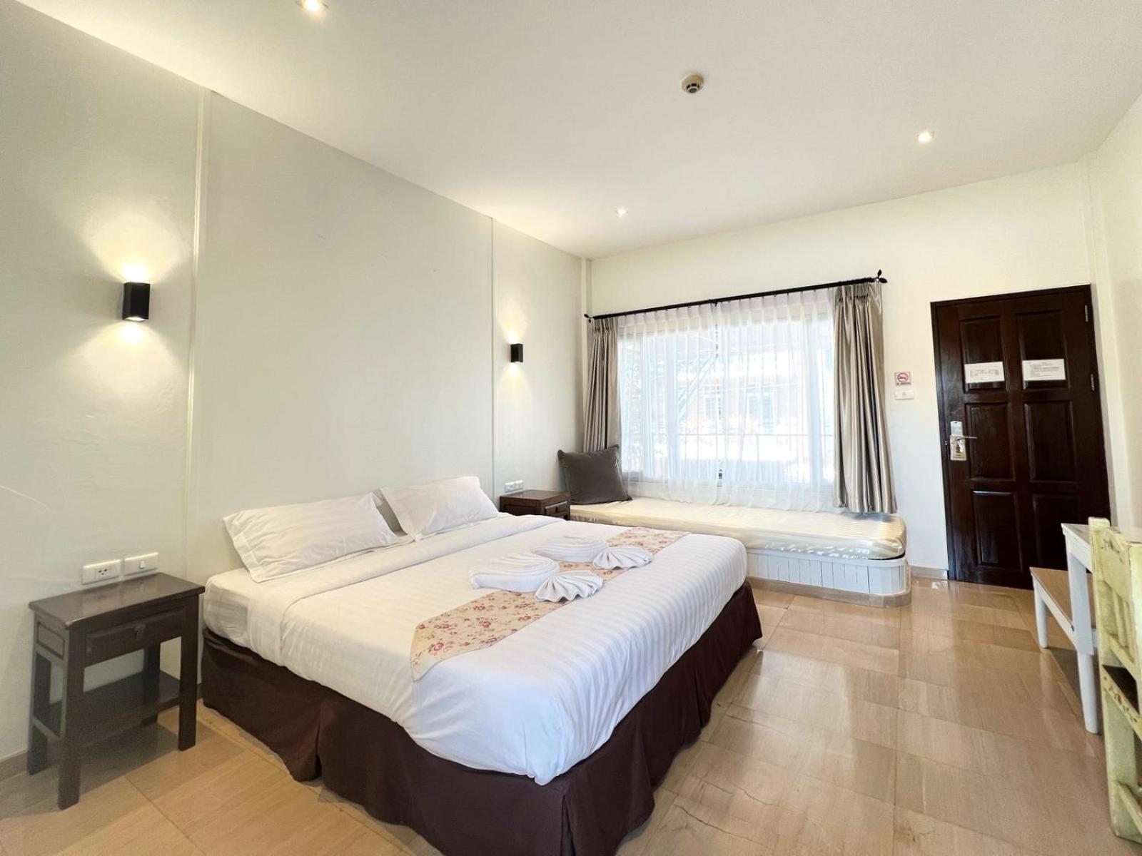 3B Boutique Hotel Chiang Mai Bagian luar foto