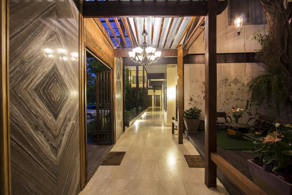 3B Boutique Hotel Chiang Mai Bagian luar foto