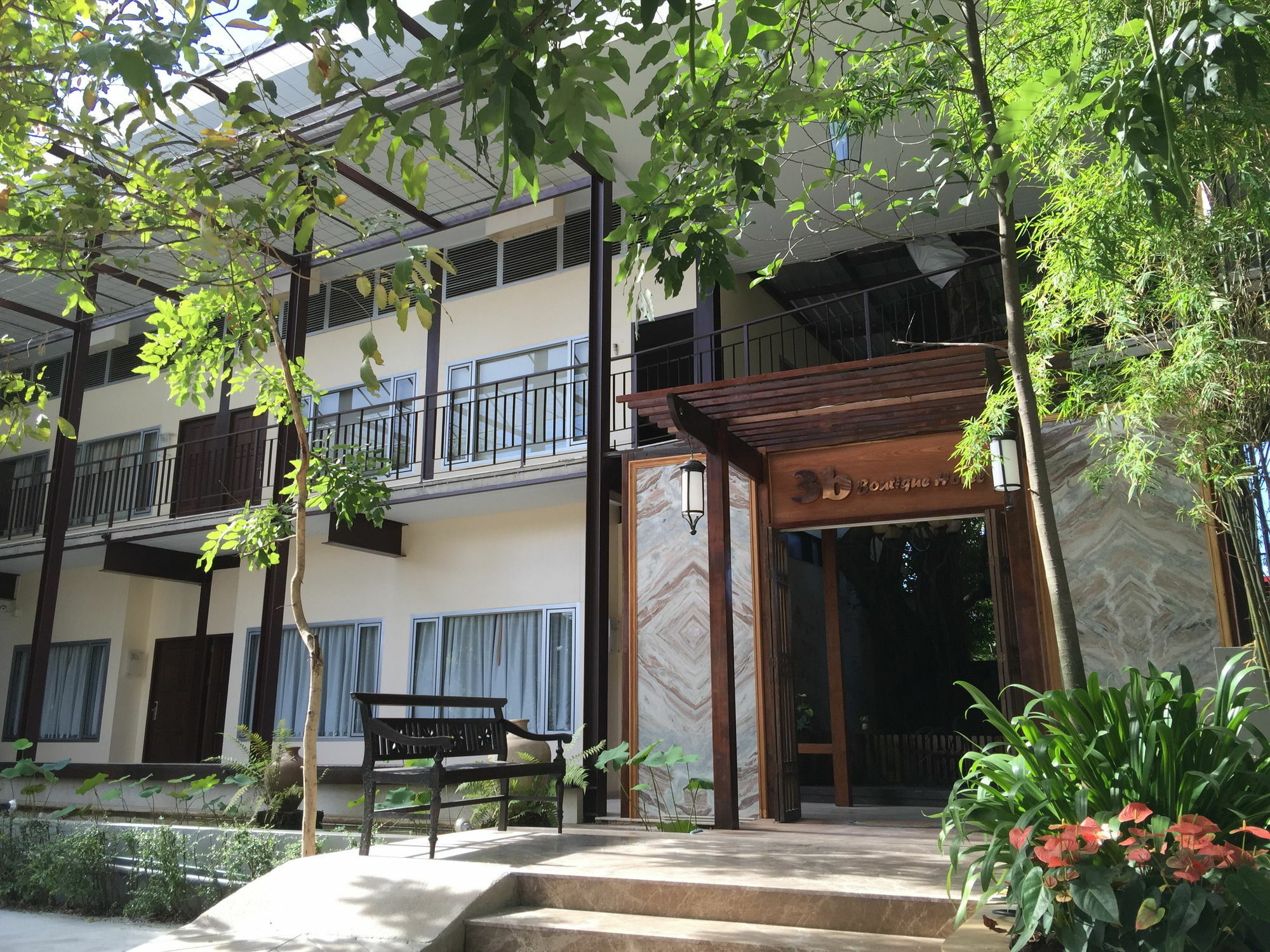 3B Boutique Hotel Chiang Mai Bagian luar foto
